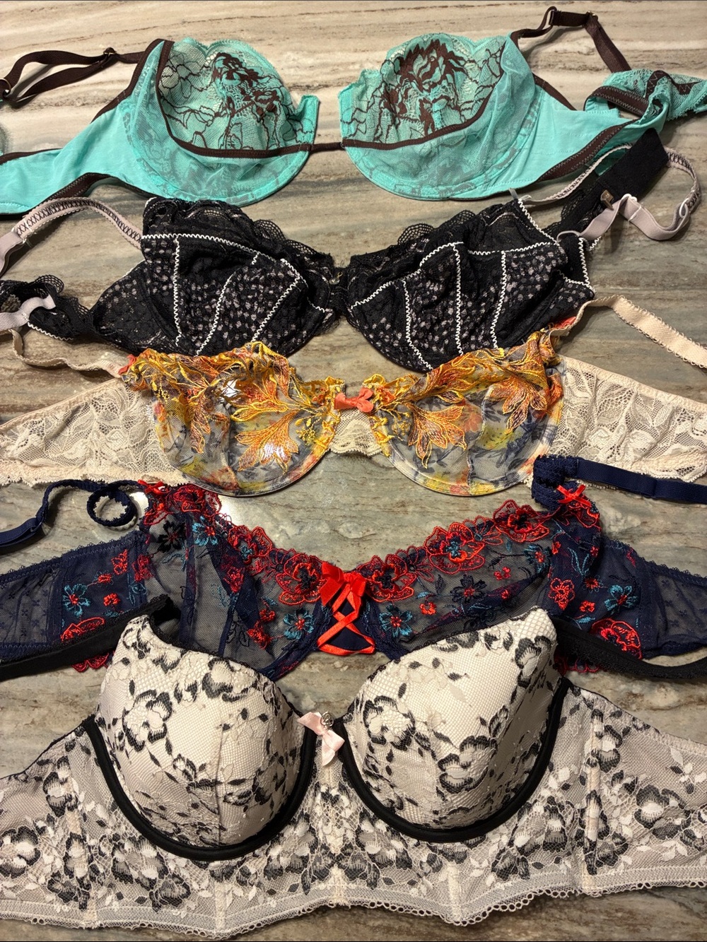 Victoria's Secret sexy lined Demi 36C & Very Sexy 38C Rougegorge French bra 36C